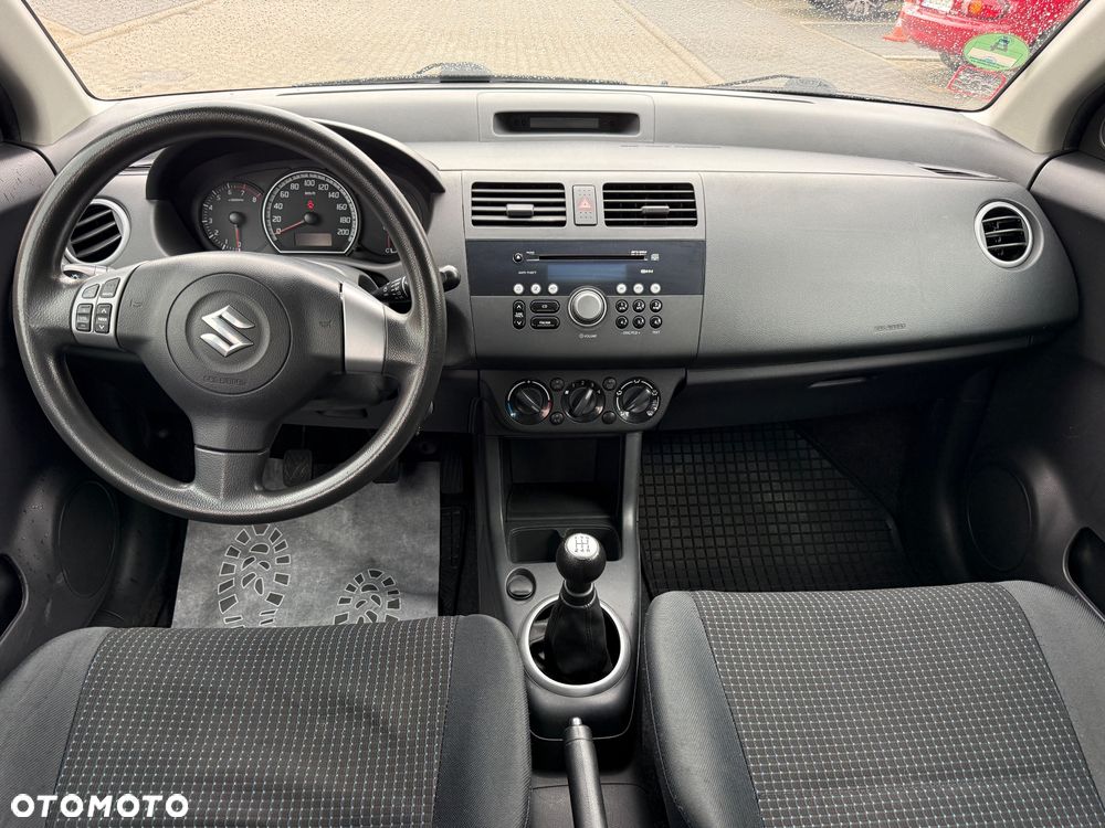 Suzuki Swift - 9