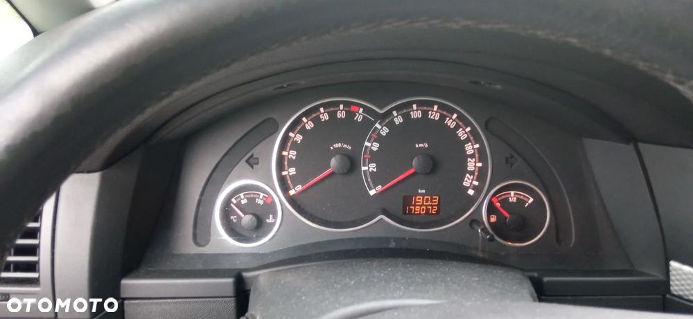 Opel Meriva 1.6 16V - 13