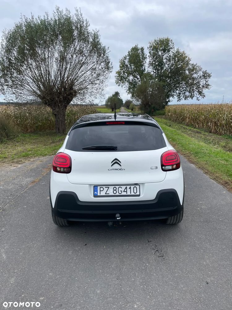 Citroën C3 Pure Tech 82 SHINE - 9