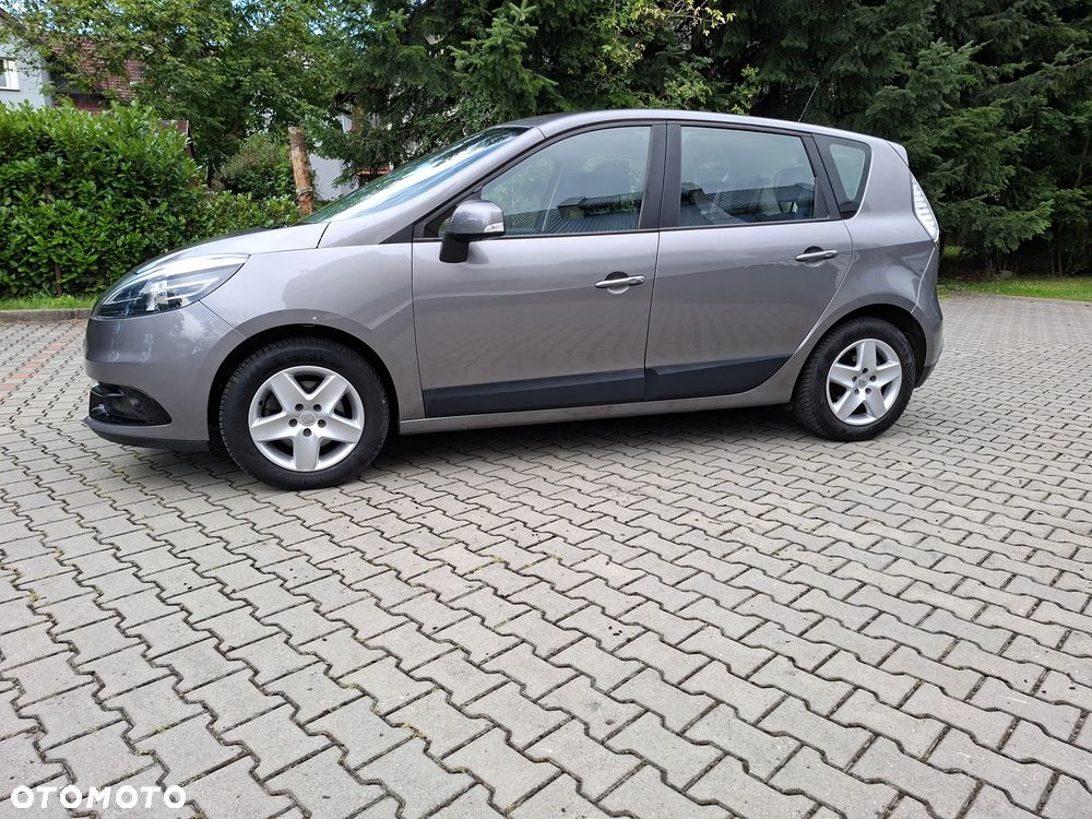 Renault Scenic 1.6 16V TomTom Edition - 3