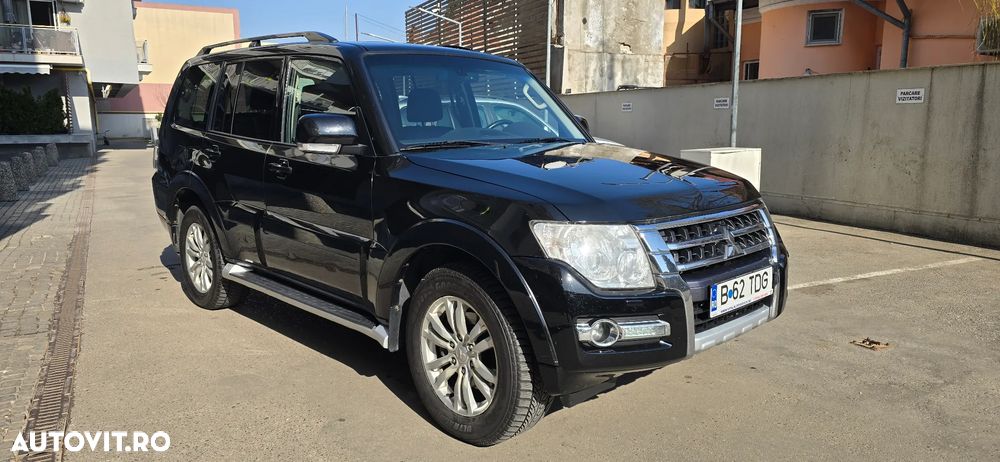 Mitsubishi Pajero LWB 3.2 DI-D Instyle A70 - 2