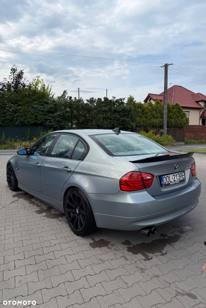 BMW Seria 3 320i - 7