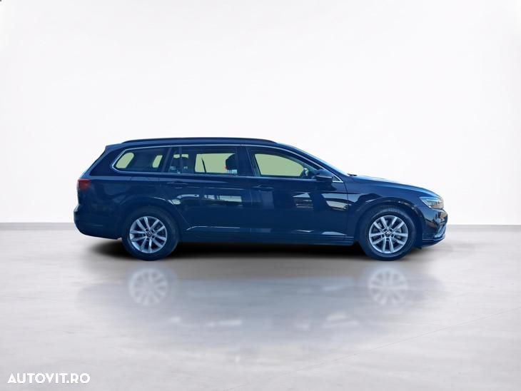 Volkswagen Passat - 8