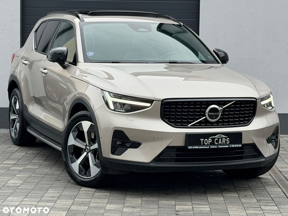 Volvo XC 40 B4 AWD Ultimate Dark - 13