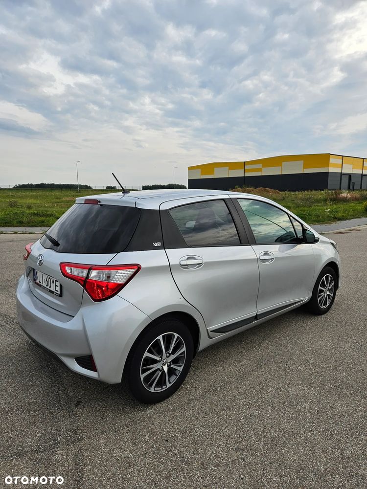 Toyota Yaris 1.33 Selection Pure - 12