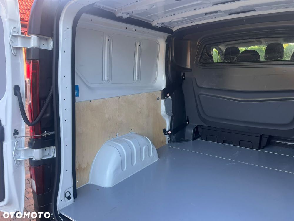 Renault Trafic - 27