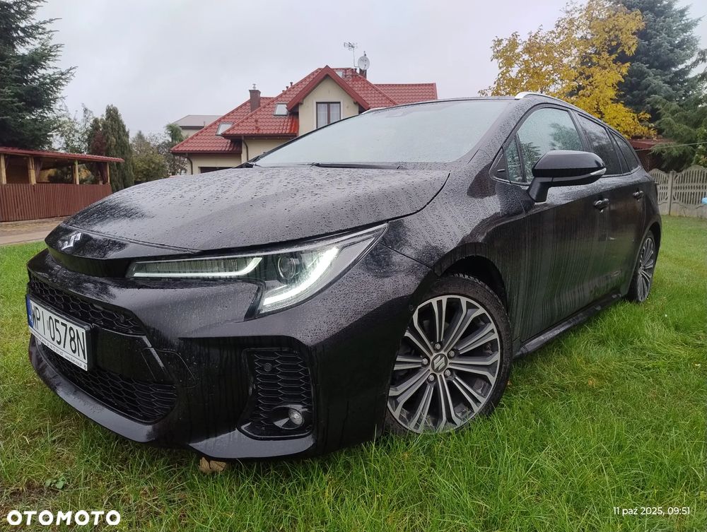 Suzuki Swace 1.8 Hybrid Premium Plus CVT - 1