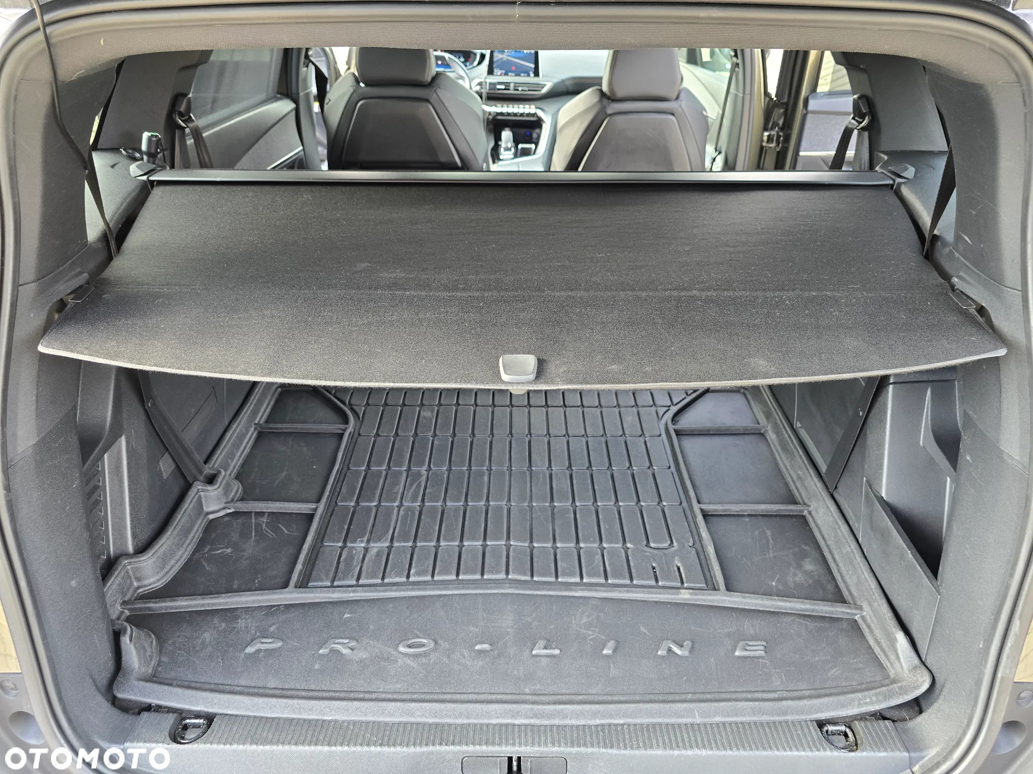 Peugeot 5008 THP 165 EAT6 Stop & Start Allure - 25