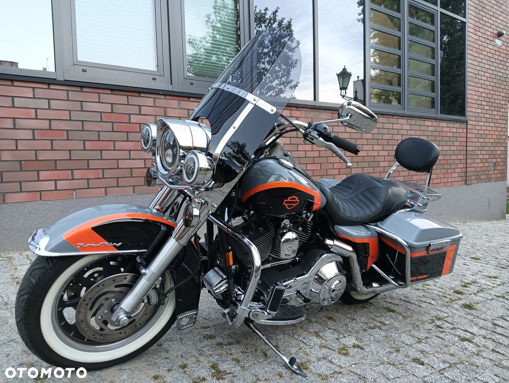 Harley-Davidson Touring Road King - 2