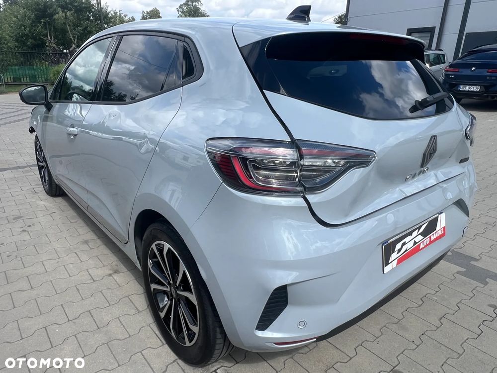Renault Clio - 7