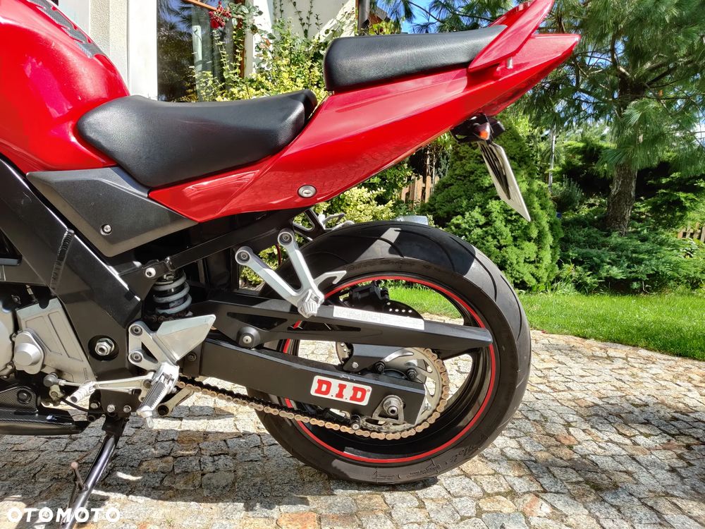 Suzuki SV - 7