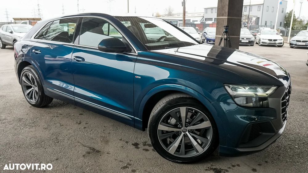 Audi Q8 - 36