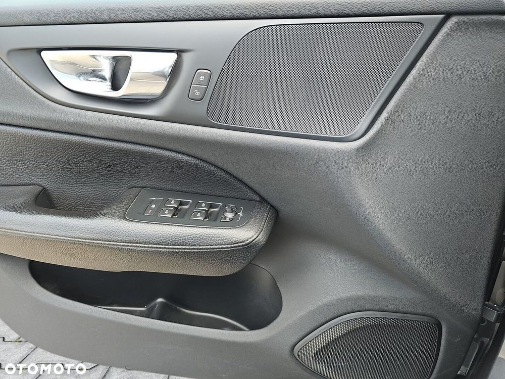 Volvo V60 Cross Country Pro D4 AWD - 21