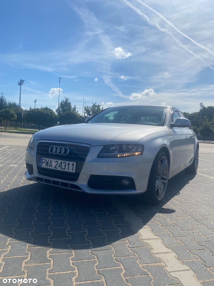 Audi A4 Limousine - 12