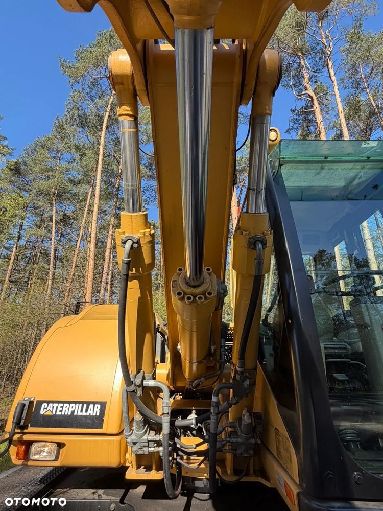 Caterpillar 313C - 4