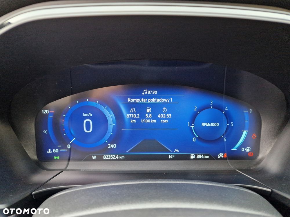 Ford Kuga - 27