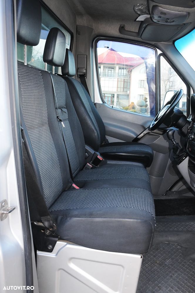 Mercedes-Benz Sprinter - 9