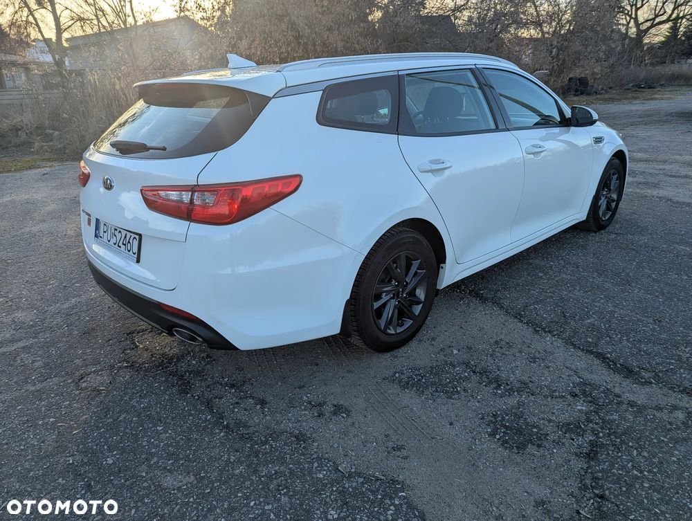 Kia Optima - 6