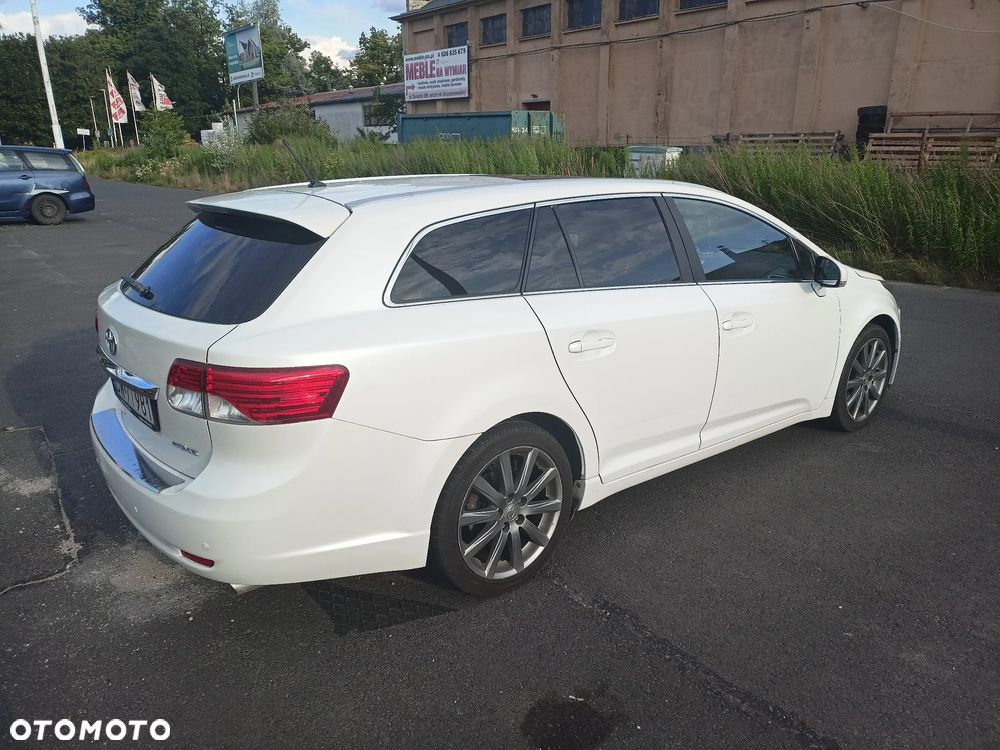 Toyota Avensis 2.0 Business Edition - 6