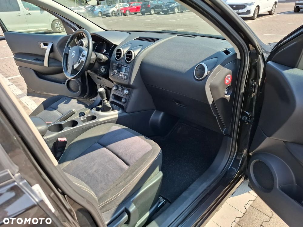 Nissan Qashqai 1.5 dCi DPF acenta - 24