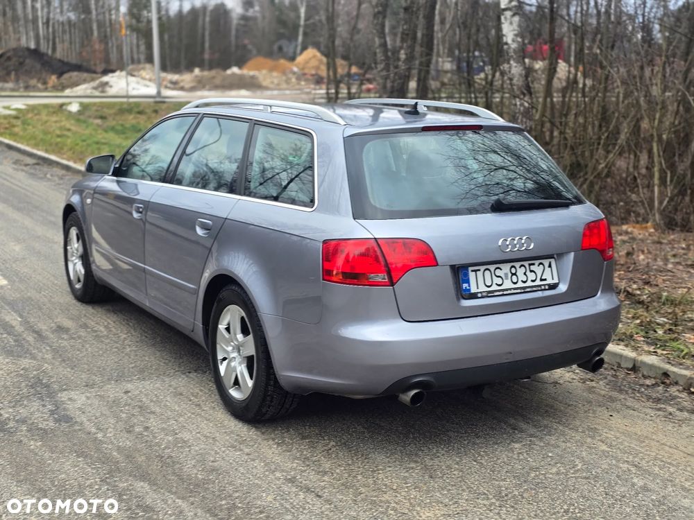 Audi A4 Avant 2.0 T FSI - 16
