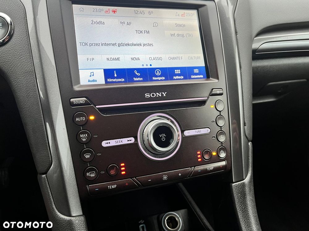 Ford Mondeo 2.0 Hybrid Titanium - 33