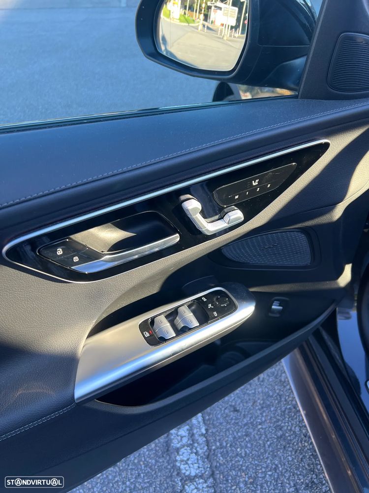 Mercedes-Benz C 220 d AMG Line - 4