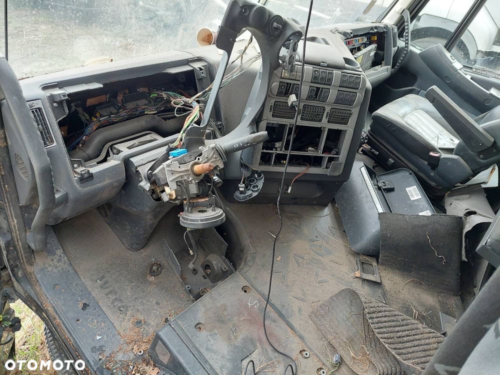 KABINA GOŁA IVECO STRALIS CURSOR 13 - 6