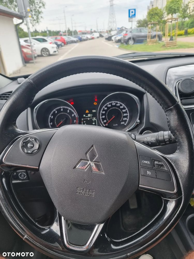 Mitsubishi ASX 1.6 Inform - 15