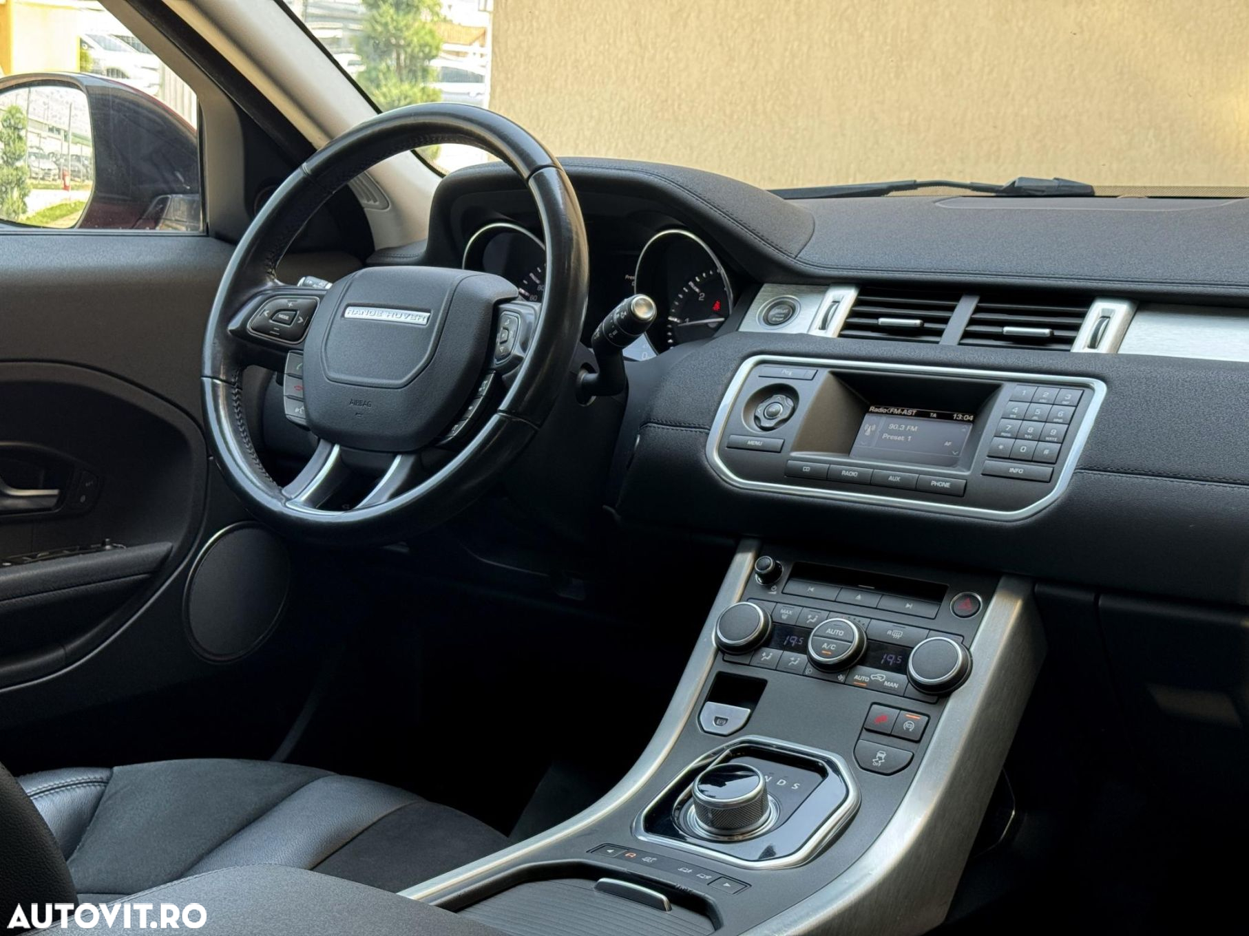 Land Rover Range Rover Evoque - 7