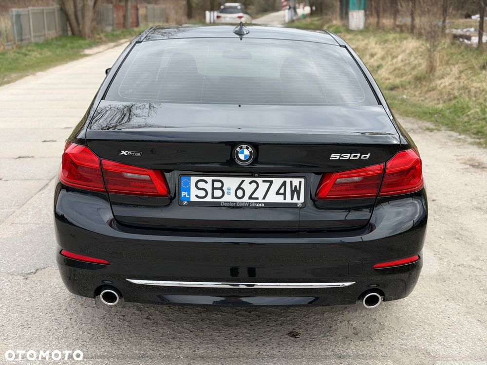 BMW Seria 5 530d xDrive Luxury Line - 14