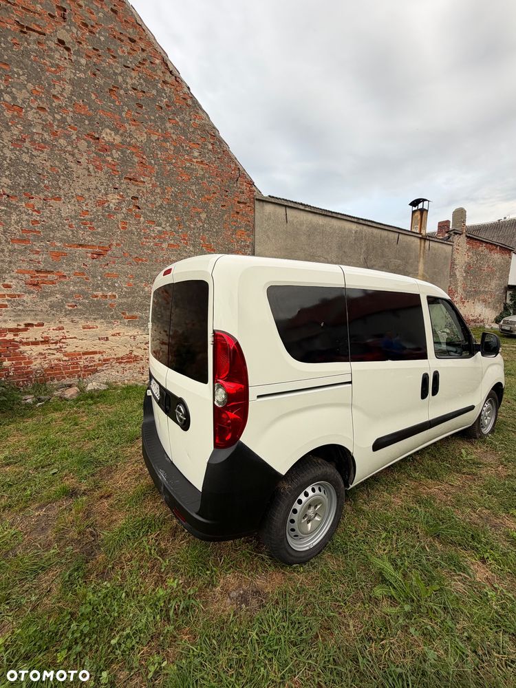 Opel Combo - 22