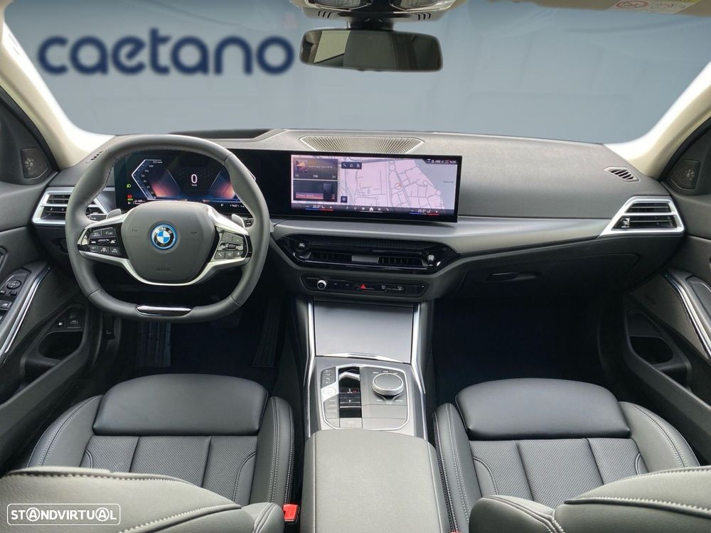 BMW 330 e Auto - 5