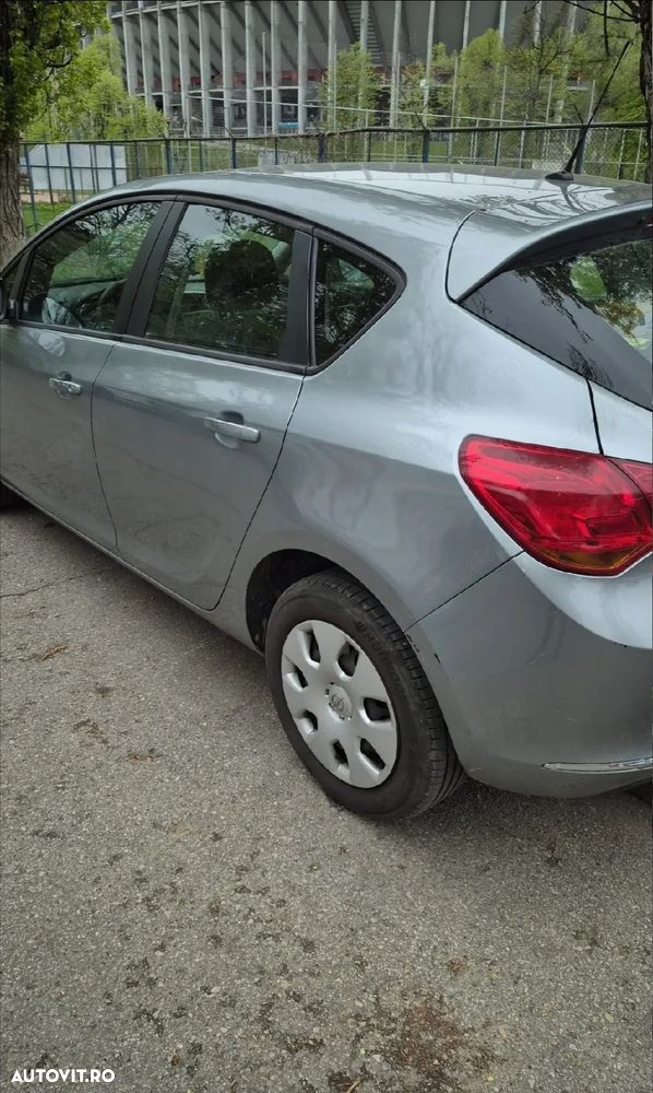 Opel Astra 1.6 - 4