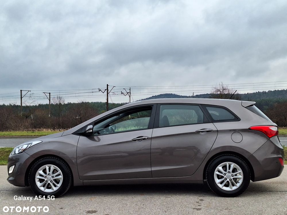 Hyundai i30 1.6 CRDi Trend - 8