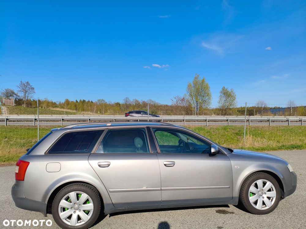 Audi A4 Avant 1.8T - 7