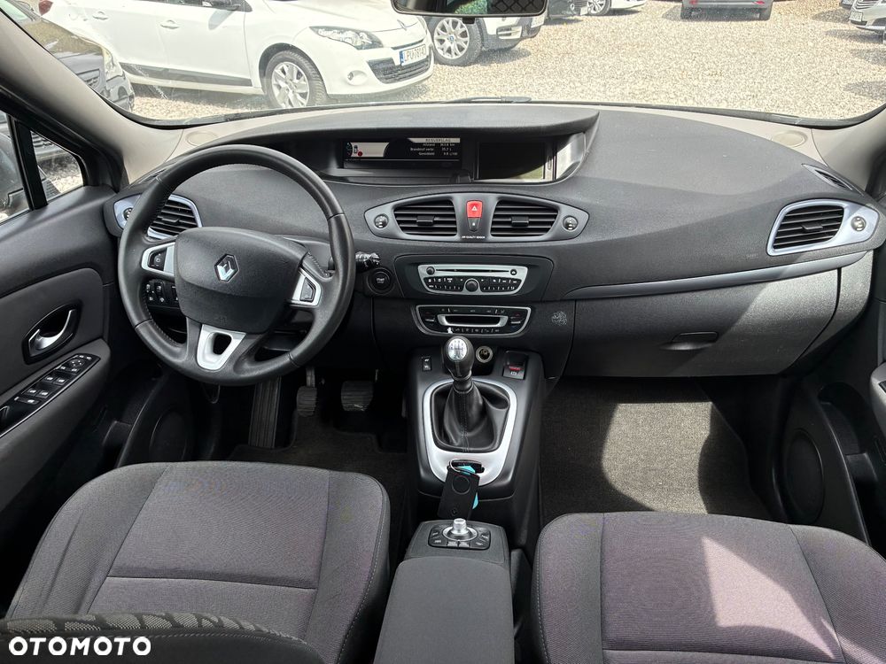 Renault Scenic 1.6 16V 110 Authentique - 12