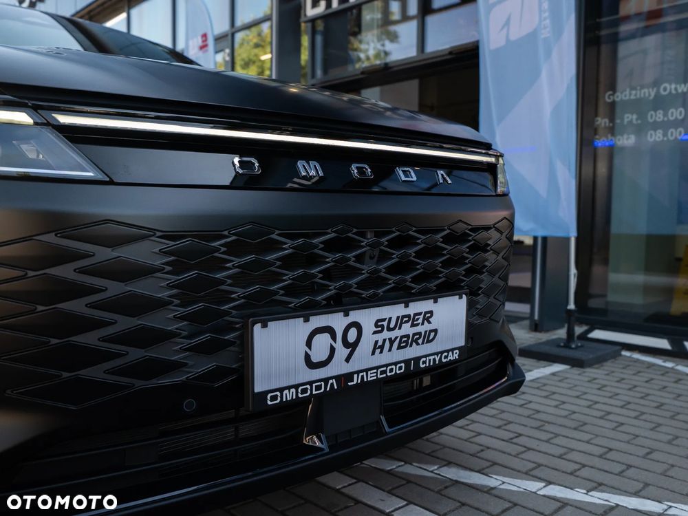 Omoda 9 1.5 Super Hybrid Exclusive AWD - 12
