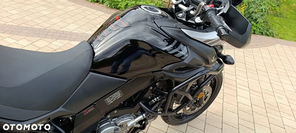 Suzuki V-STROM - 18