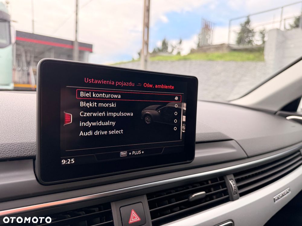 Audi A4 Avant 2.0 TDI S tronic quattro - 14