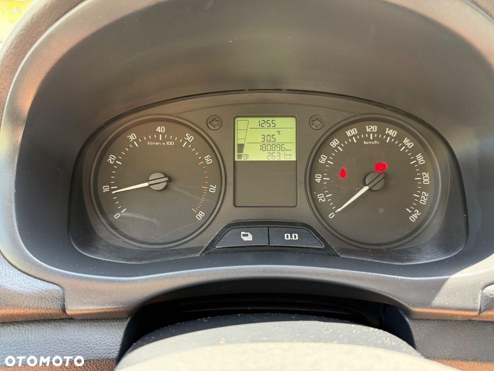 Skoda Fabia 1.2 TSI Classic - 27