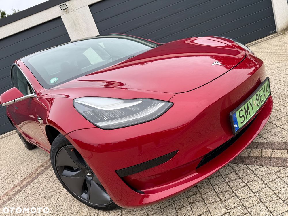 Tesla Model 3 - 8