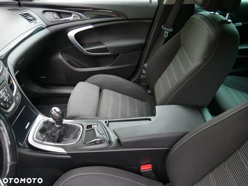 Opel Insignia 1.4 T Executive S&S - 33