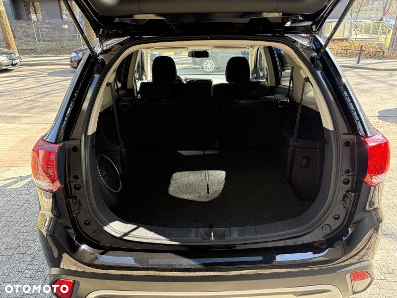 Mitsubishi Outlander 2.0 Intense + SDA 4WD CVT - 23