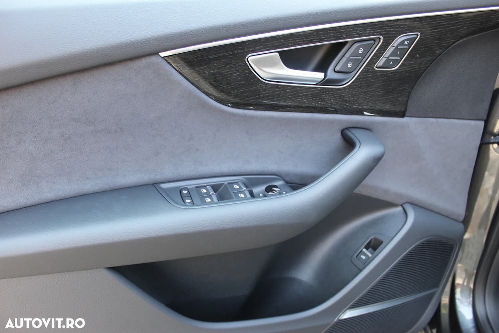 Audi Q8 55 TFSI quattro Tiptronic MHEV - 9