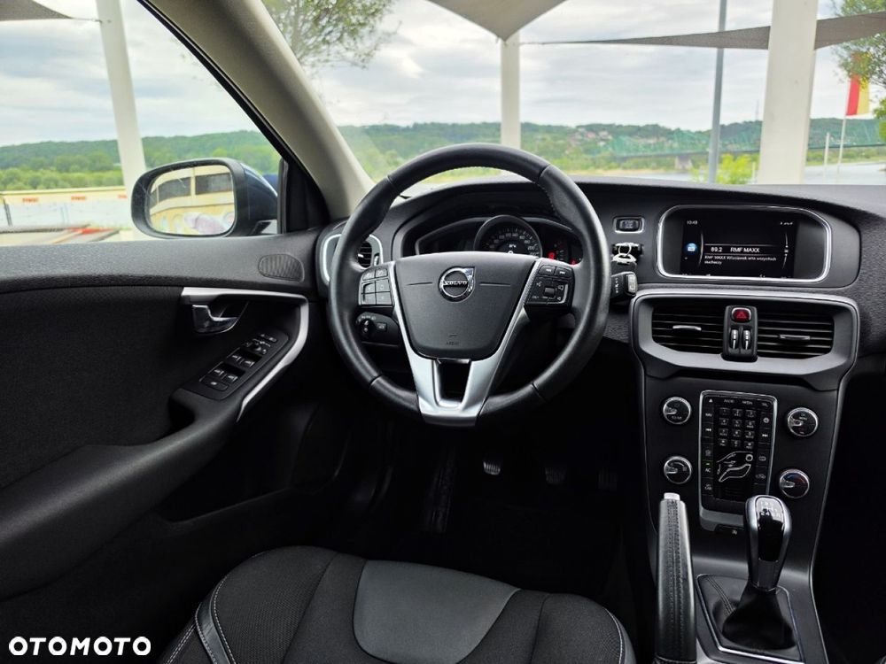 Volvo V40 - 21