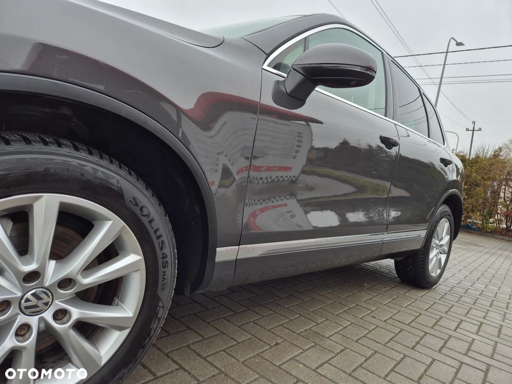 Volkswagen Touareg 3.0 V6 TDI BMT Business Line - 19