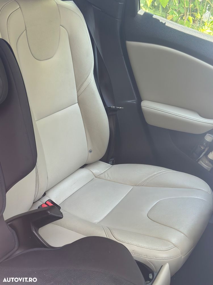 Volvo V40 - 7