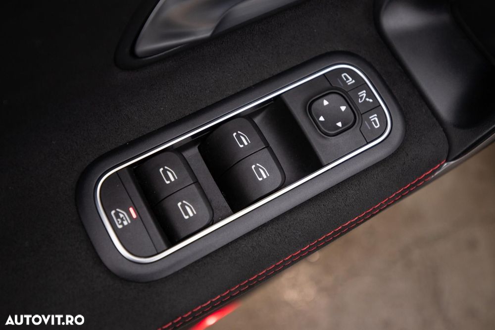 Mercedes-Benz CLA - 24