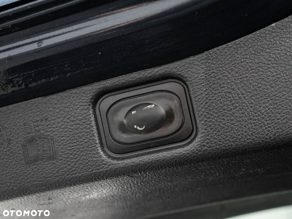 Ford Galaxy 2.5 Hybrid V-Line CVT - 32